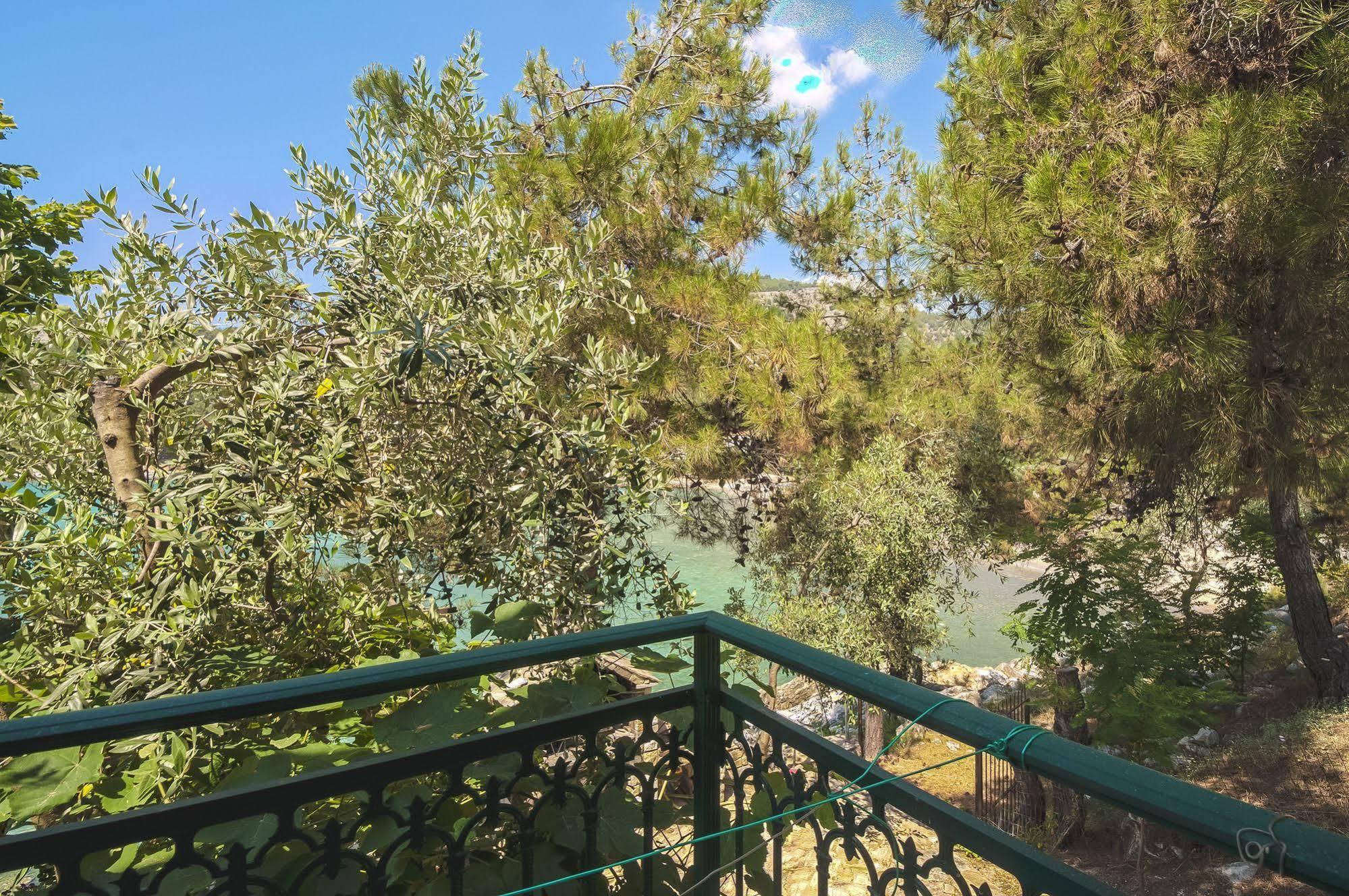 Appartamento Petra Mare Thimonia Esterno foto
